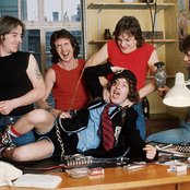 Ac/dc - List pictures