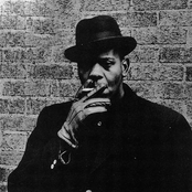 Larry Young - List pictures