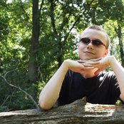 Spooky Black - List pictures