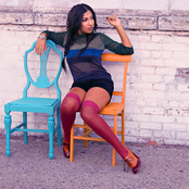 Melanie Fiona - List pictures