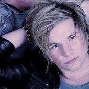 Robin Stjernberg - List pictures