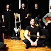 Kolmas Nainen - List pictures