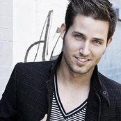 Joshua David Evans - List pictures