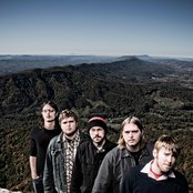 Far-less - List pictures