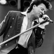 Paul Young - List pictures