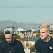 Snakehips - List pictures
