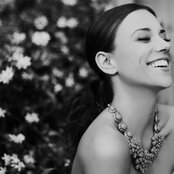 Jana Kramer - List pictures