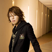 T.m. Revolution - List pictures