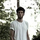 Fakear - List pictures