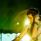 Gareth Emery - List pictures