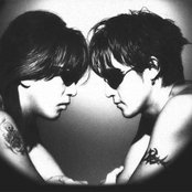 B'z - List pictures