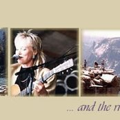 Laurie Lewis - List pictures