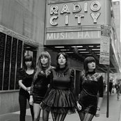 Dum Dum Girls - List pictures