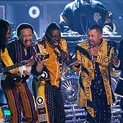 Earth Wind & Fire - List pictures