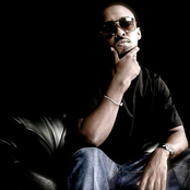 Dave Young - List pictures