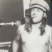 Robert Wyatt - List pictures