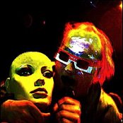 Gary Wilson - List pictures