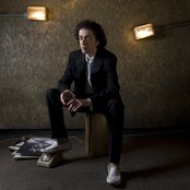 High Contrast - List pictures