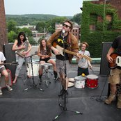 Happy Jawbone Family Band - List pictures