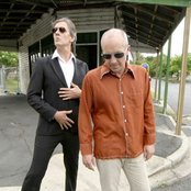 Go-betweens - List pictures