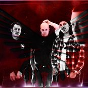 Long Distance Calling - List pictures