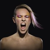 Lorie - List pictures