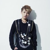 Lunafly - List pictures