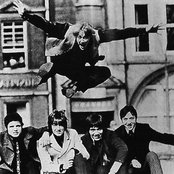 Easybeats - List pictures
