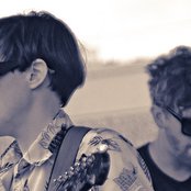 Lower Dens - List pictures