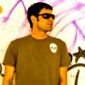 Dj Earworm - List pictures