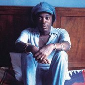 Milton Nascimento - List pictures
