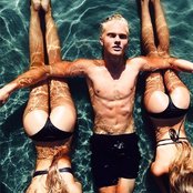 Benjamin - List pictures