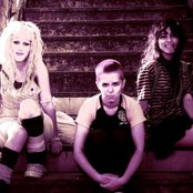 Pussy Riot - List pictures