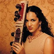 Anoushka Shankar - List pictures
