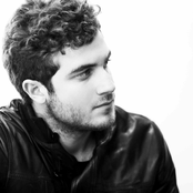 Nicolas Jaar - List pictures