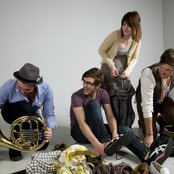 Mike Mains & The Branches - List pictures