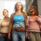 Wonderwall - List pictures