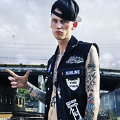 Mgk - List pictures