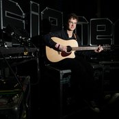 Tommy Reilly - List pictures