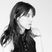 Charlotte Gainsbourg - List pictures