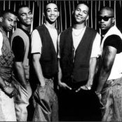 Hi-five - List pictures