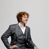 Simply Red - List pictures