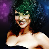 Karen Harding - List pictures