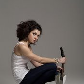 Carrie Rodriguez - List pictures