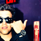 Azad Right - List pictures