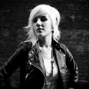 Stephanie Smith - List pictures