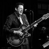 John Pizzarelli - List pictures