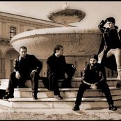 Aura - List pictures