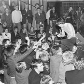 The Undertones - List pictures