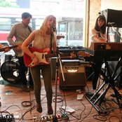 Alvvays - List pictures